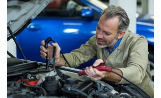 Полярность автомобильного аккумулятора